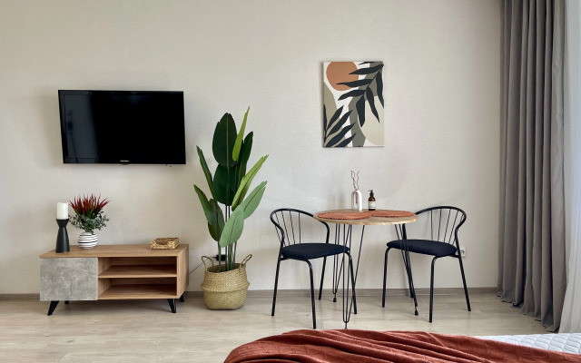 Studiya Ryadom S Tsentrom Aeroportom I Avtovokzalom Flat