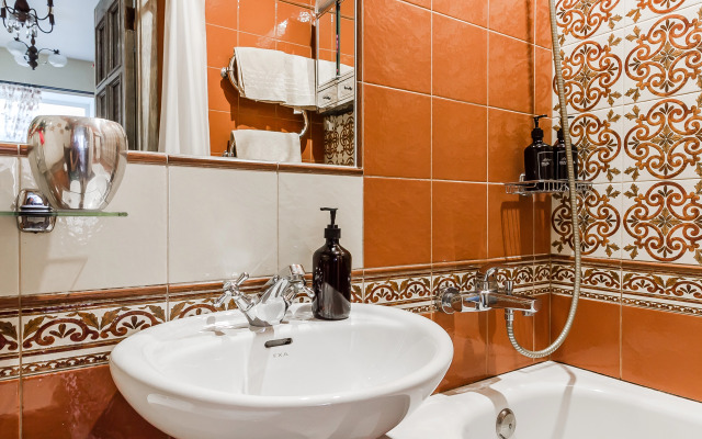 Vintazhnaya Na Svechnom Flat