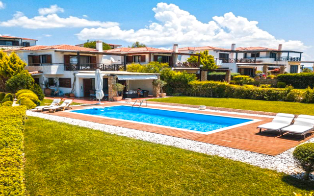 Luez Private Pool Elani Villa