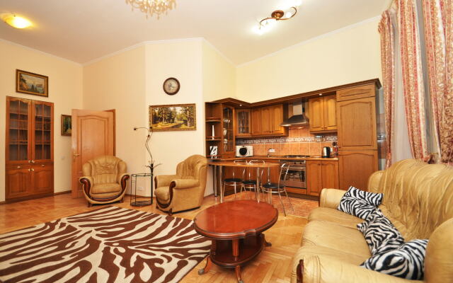 DayFlat na Mikhailovskoy 18A Apartments