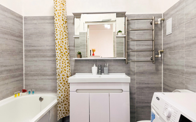 Апартаменты Меридиан Макатаева 127/11 (702)