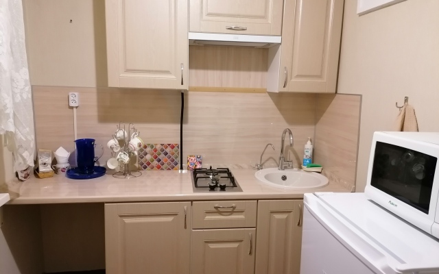 Prostornaya Vblizi Kolonistskogo Pruda Otdelny Park Flat