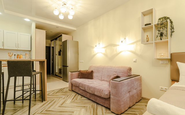Lalapart Aristocrat s Rabochim Stolom v ZhK Savelovskij Siti Apartments
