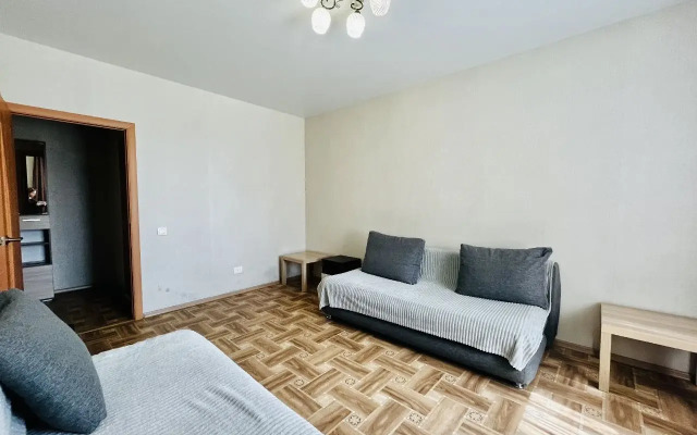 Sovetskaya 190 A Flat