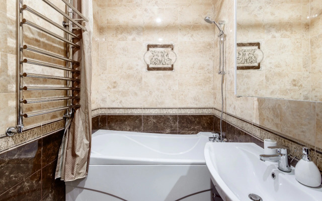 2-K. Kvartira, 70 M² V Tsentre Rostova Na Donu Flat