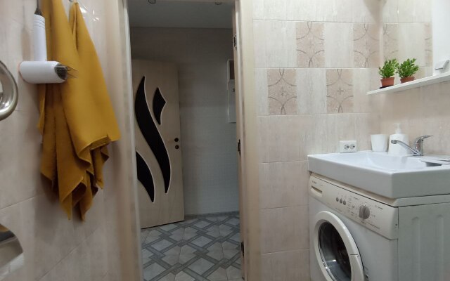 Komfort-klassa vblizi Istoricheskogo Tcentra Flat