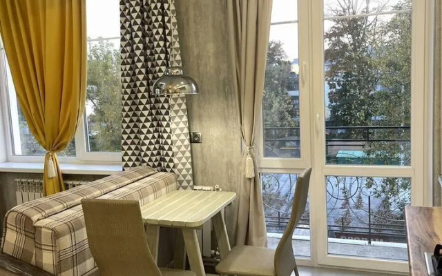 Yarkaya Dizajnepskaya Na Naberezhnoj Flat