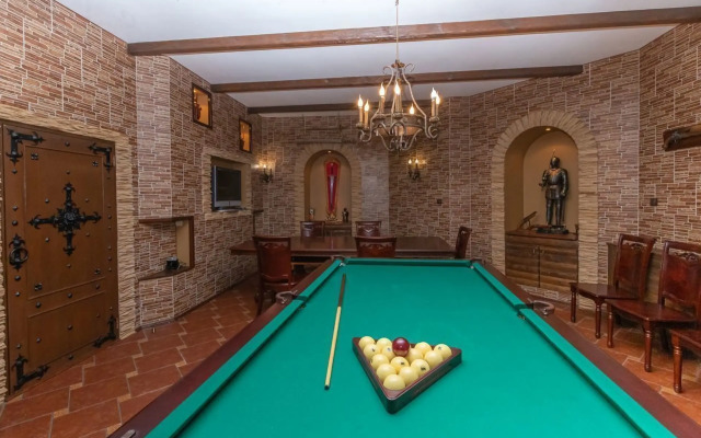 V Orlovke Guest house