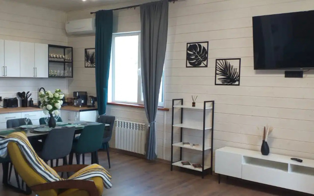 Novy Zagorodny Private House