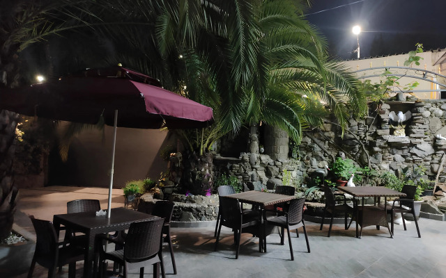 Гостевой дом Белый орёл