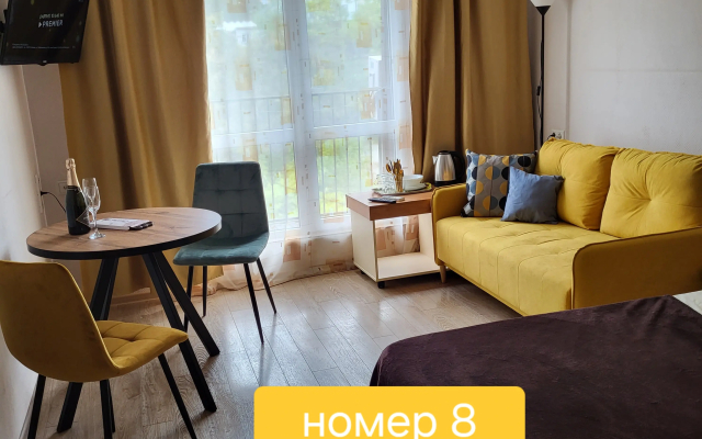 Меблированные Комнаты на Красной 21