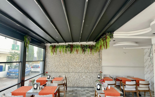 BLOOMTALYA Hotel