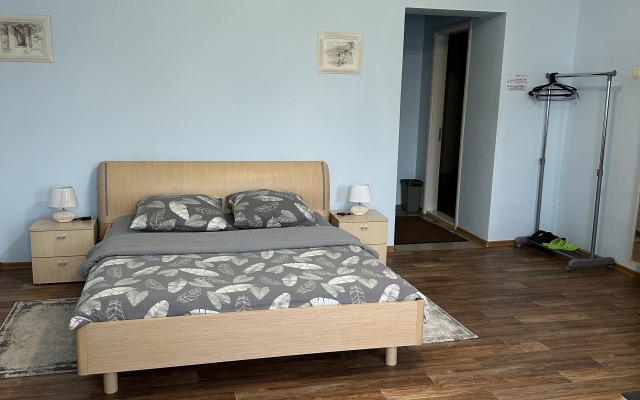 Lada Hotel