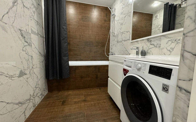 Na Ulitse Tikhiy Proyezd 6 Flat