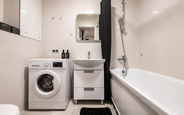 Stil'naya i prostornaya yevrodvushka Flat