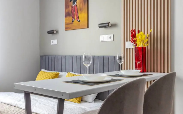 Inhome24 Spokoynaya oranzhevaya Studiya V Zhk Tushino Apartment