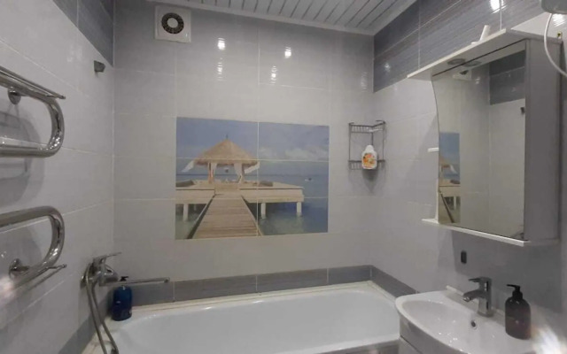 Na Ulitse Vysotnaya 2 Flat
