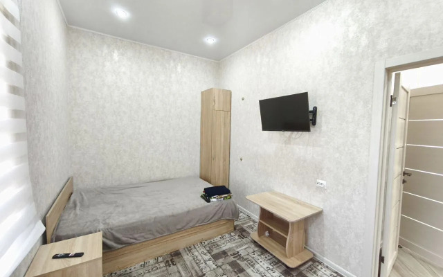 Квартира нoвая 2-ух комнатнaя