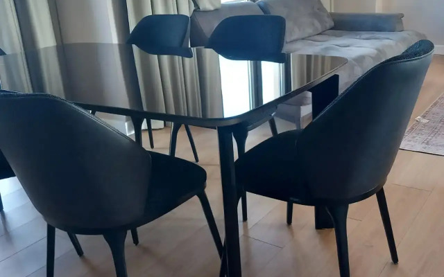 Vidovaya s Terrasoy v Tsentre Flat