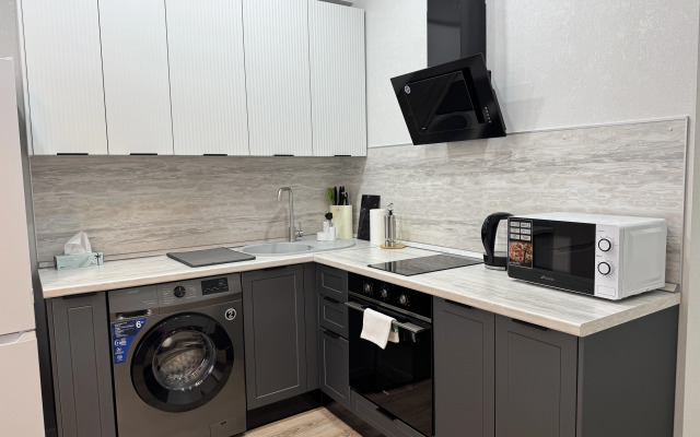 Квартира Новая Евродвушка недалеко от Аэропорта