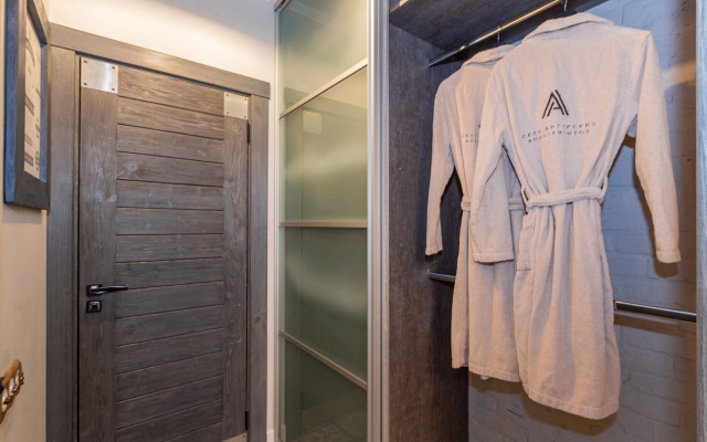 Loft s prektorom i terassoj Apartment