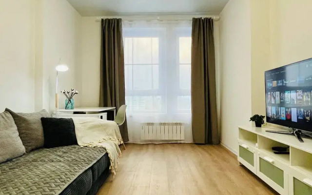 Kvartira Uyutnaya 2-kh Komnatnaya V Novom Dome V 3-kh Minutah Ot Metro Zyuzino Flat
