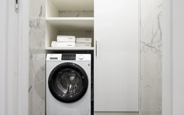 Апартаменты RED APARTMENTS Светлана Парк Мелани