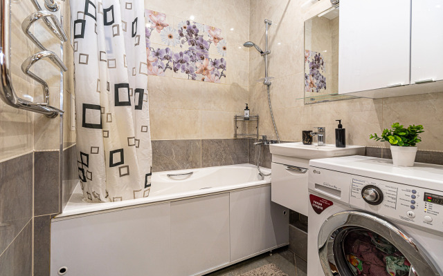 Квартира Тут Живут | Парк и Стадион | Восточно кругликовская 30