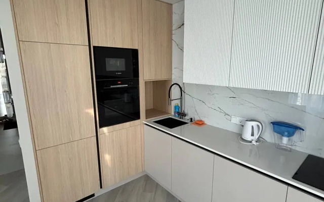Na Prospekte Dzerzhinskogo Apartments