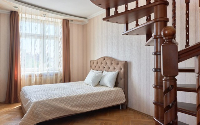 2-kh Urovnevye Apartamenty u metro Sukonnaya Sloboda