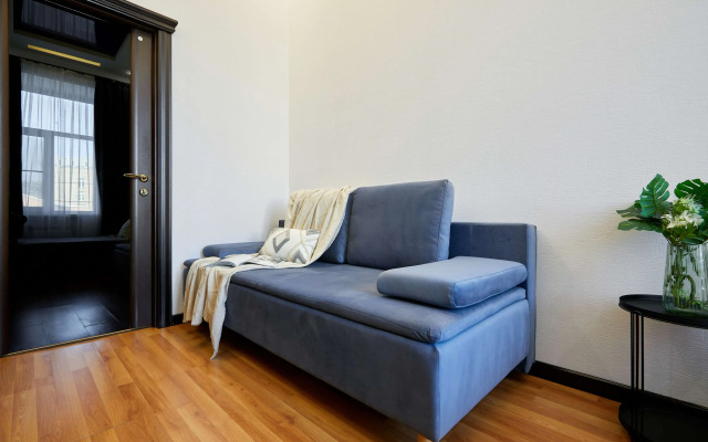 FlatStay Podyezdnoy 17 Apartments
