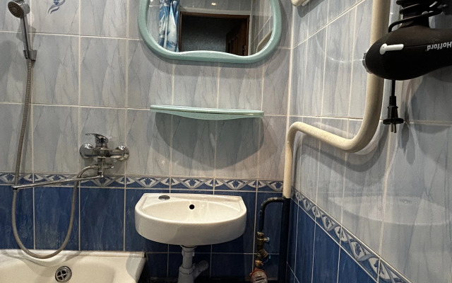 Tryokhkomnatnye Nebesnyy uyut Aparts Apartments