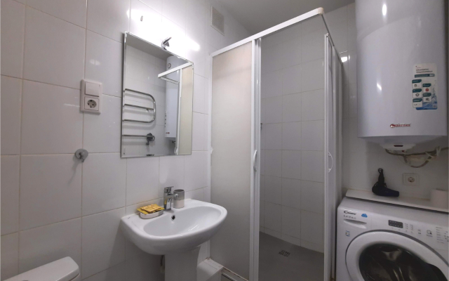 Na Laryushina 4/2 Apartments