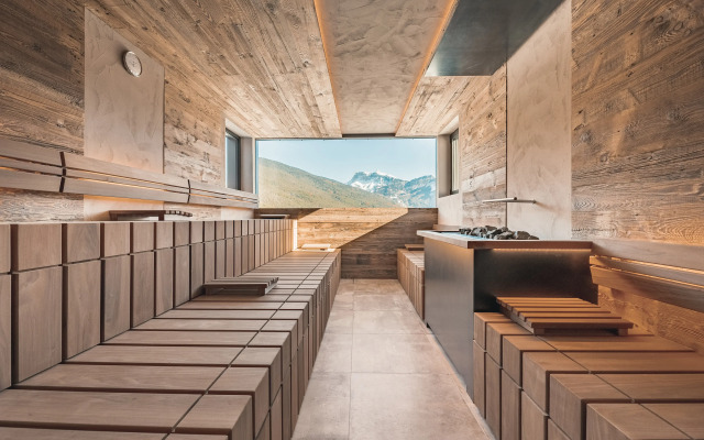 La Cort My Dollhouse - Adults Only