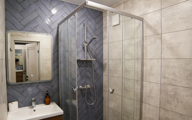U Morya V Istoricheskom Tsentre Flat