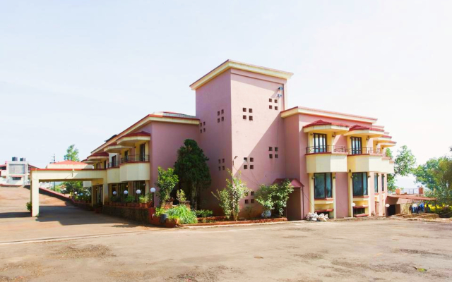 The DhanHills Hotel