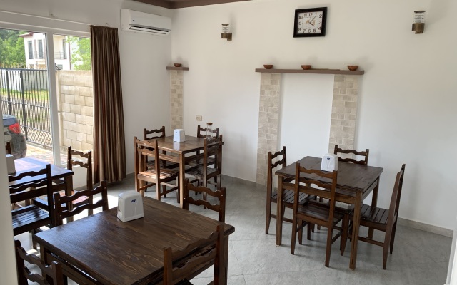 Kard House Mini-Hotel
