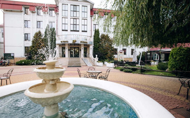 Hotel Yar