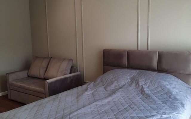 Uyutnoe Mesto Na Avtomobilistov Apartments