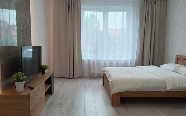 Квартира Двухкомнатная квартира возле Бфу Канта