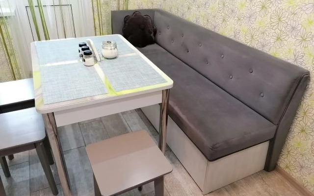 Na Ulitse Rokossovskogo Flat