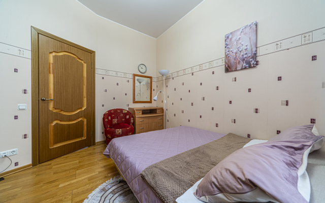 Na Naberezhnoy Kanala Griboyedova Apartments
