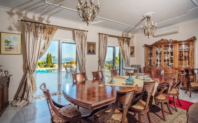 Ellania Villa