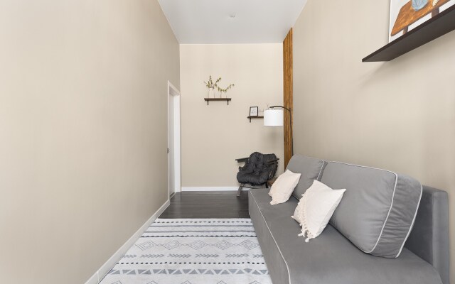 Апартаменты Напротив Казанского Собора