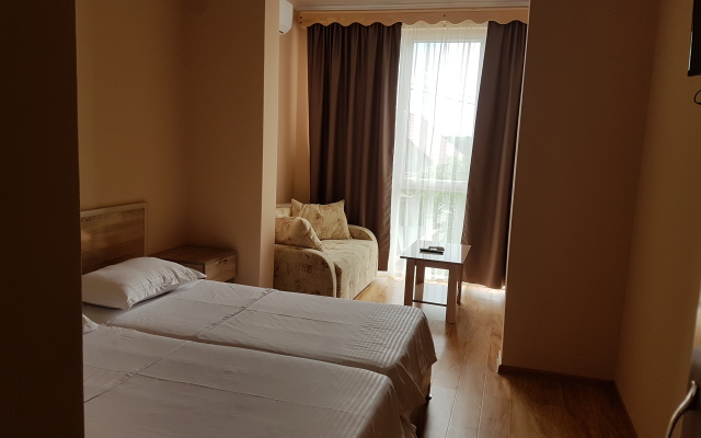 Ippa S Plaza Hotel