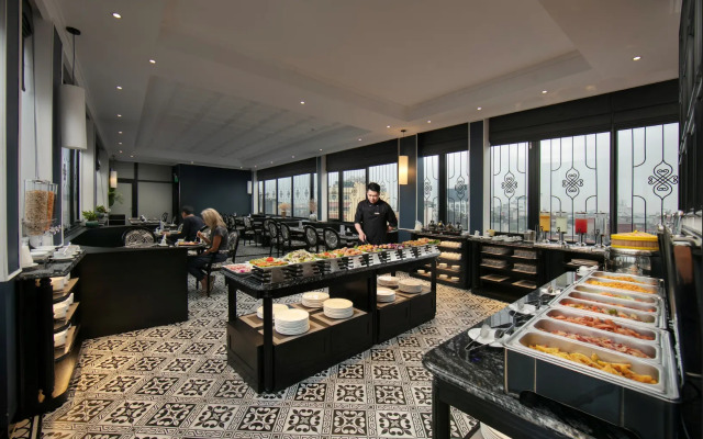 Chateau De Hanoi Boutique-hotel
