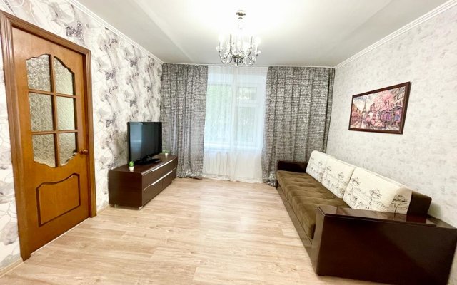 Hotelroom24 Bolshoy Kondratyevskiy 8 Flat