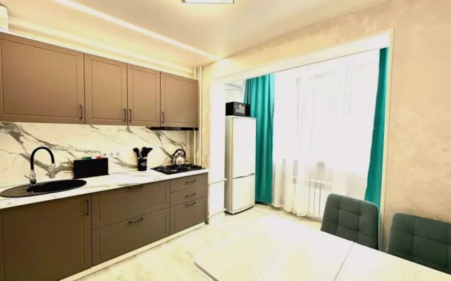 S Yevroremontom Flat