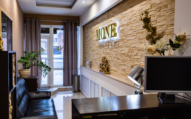 Mone Hotel