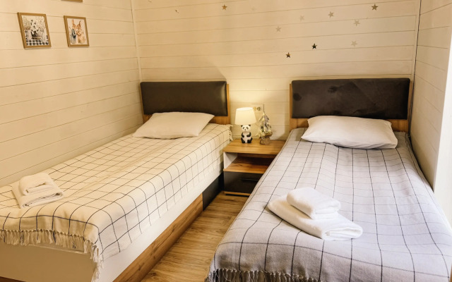 Khizhina Lesnika Recreation Camp